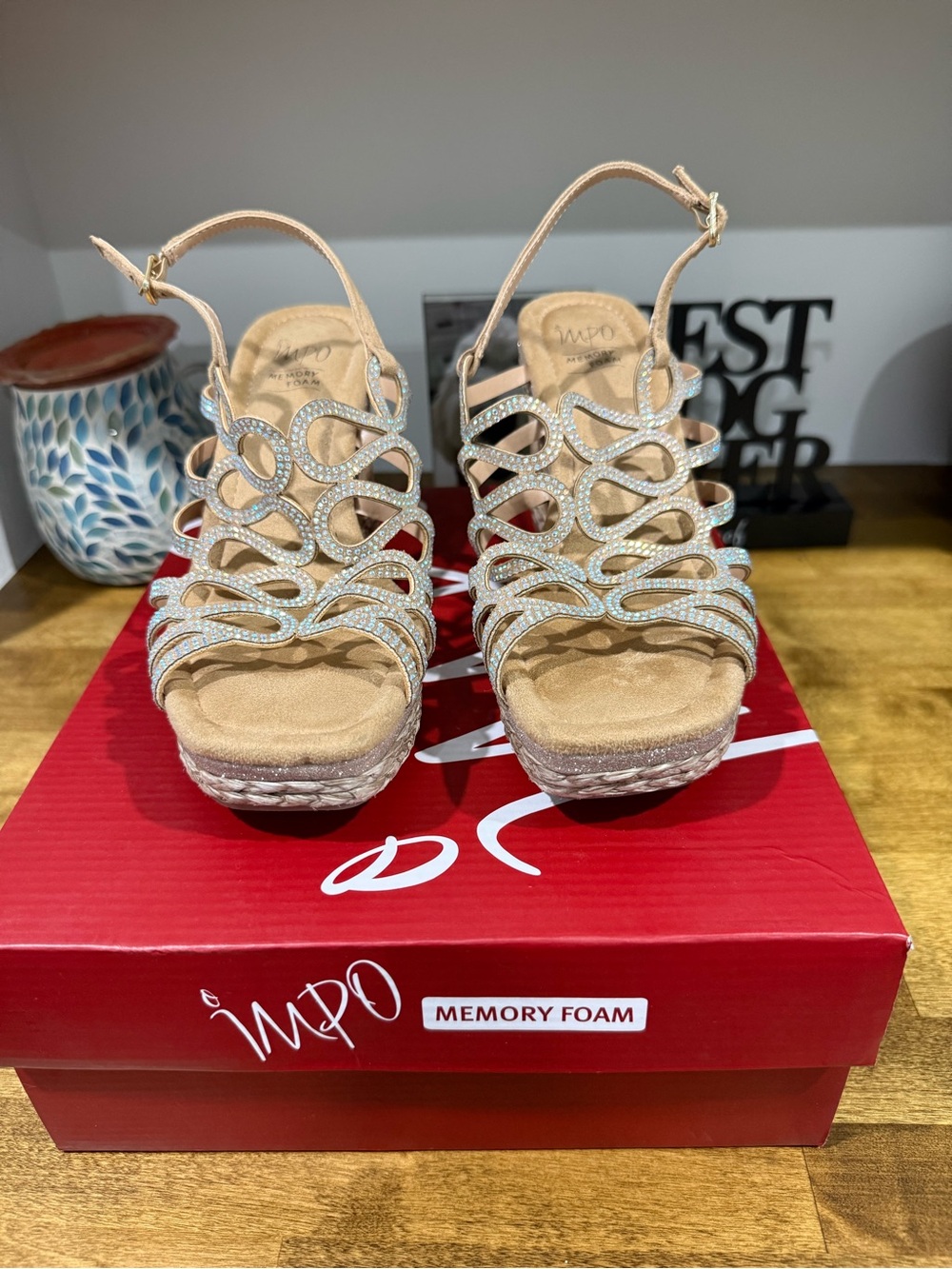 Woman‘s Impo wedge sandals size 8